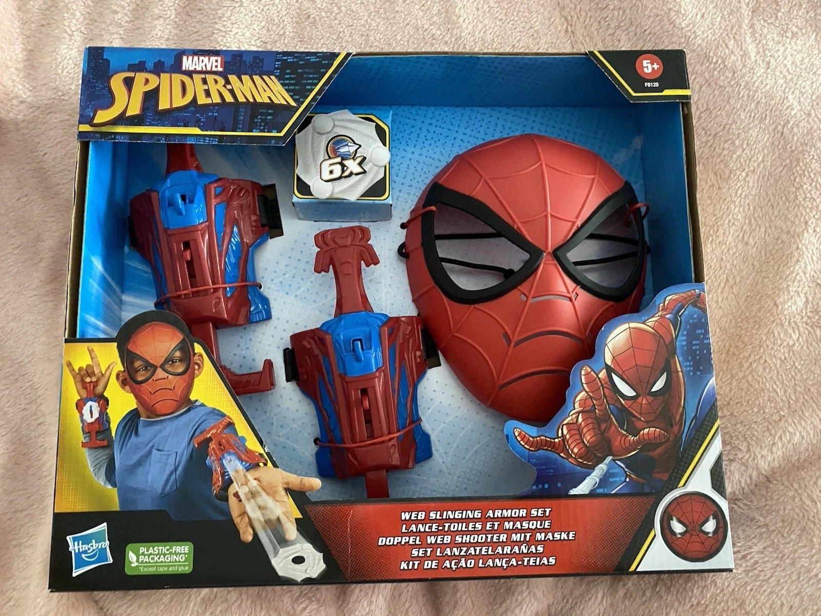 Marvel Spider-Man Web Slinging Armour Set with Mask and Blasters